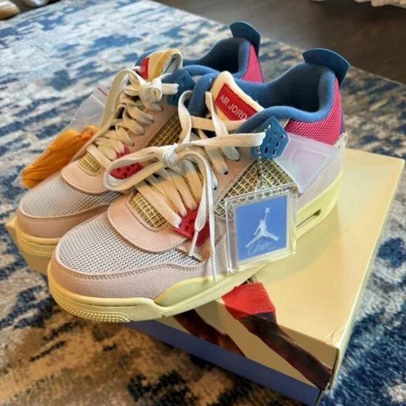 Jordan 4 Men‘s Shoes (Union Guava Ice)